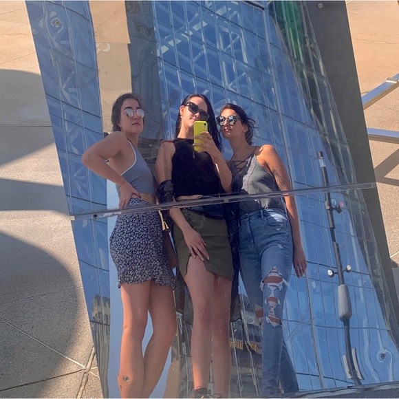 Meet your Posher, Victoria - Picture 3 of 4